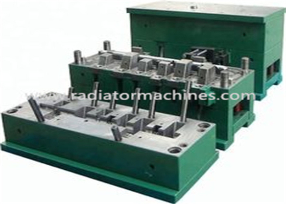 kopen Plooiende Machine van de radiator de Plastic Tank, Plastic de Tankmatrijs van de Aluminiumradiator online vervaardiging